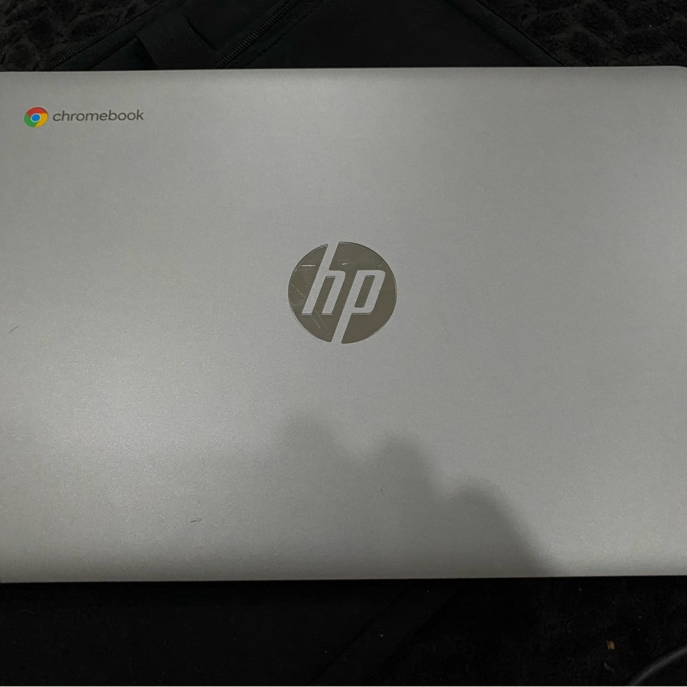 Google ChromebookOS - Picture 3 of 4
